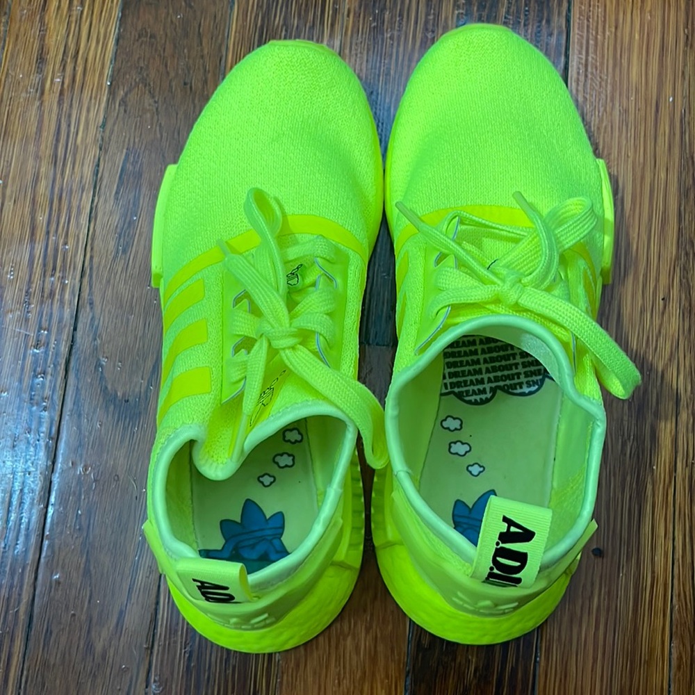 Adidas sneakers yellow size 8.5